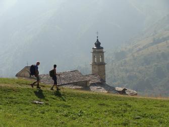 Escursionisti al Santuario di San Magno - Foto di Fabio Giannetti
