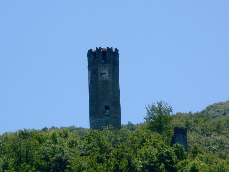 La Torre dell'Orologio a Brondello